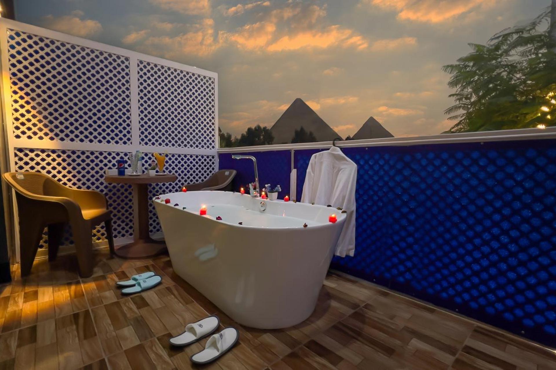 Turquoise Pyramids & Grand Egyptian museum view Hotel