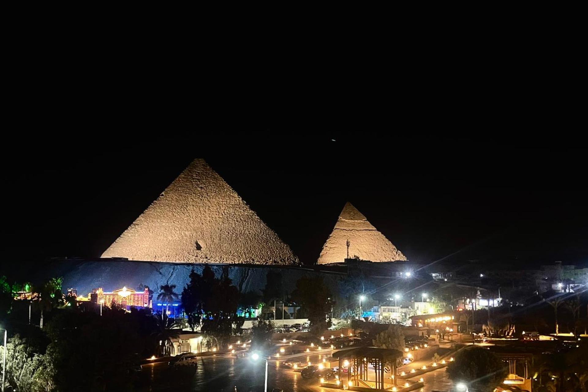 Turquoise Pyramids & Grand Egyptian museum view Hotel