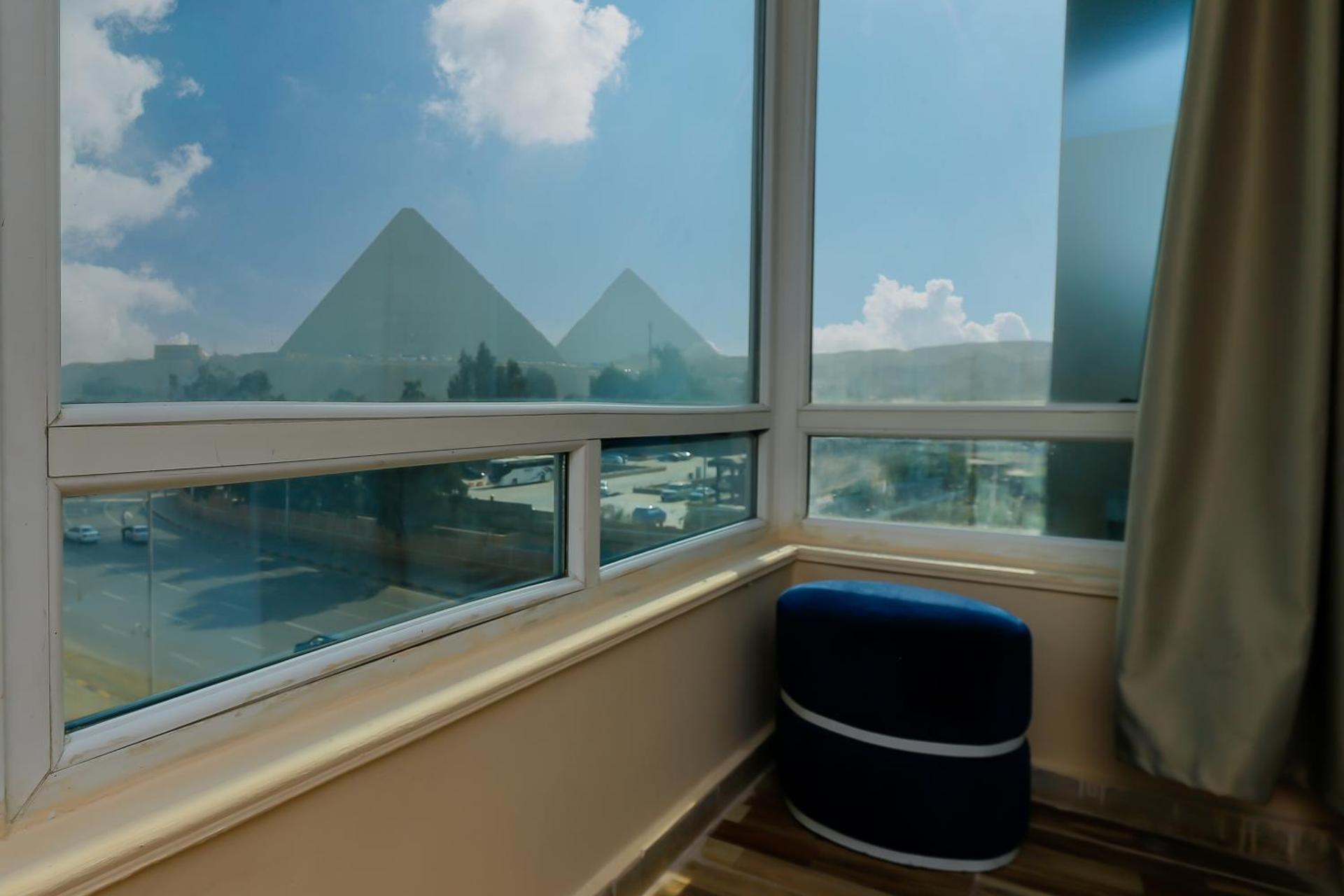 Turquoise Pyramids & Grand Egyptian museum view Hotel